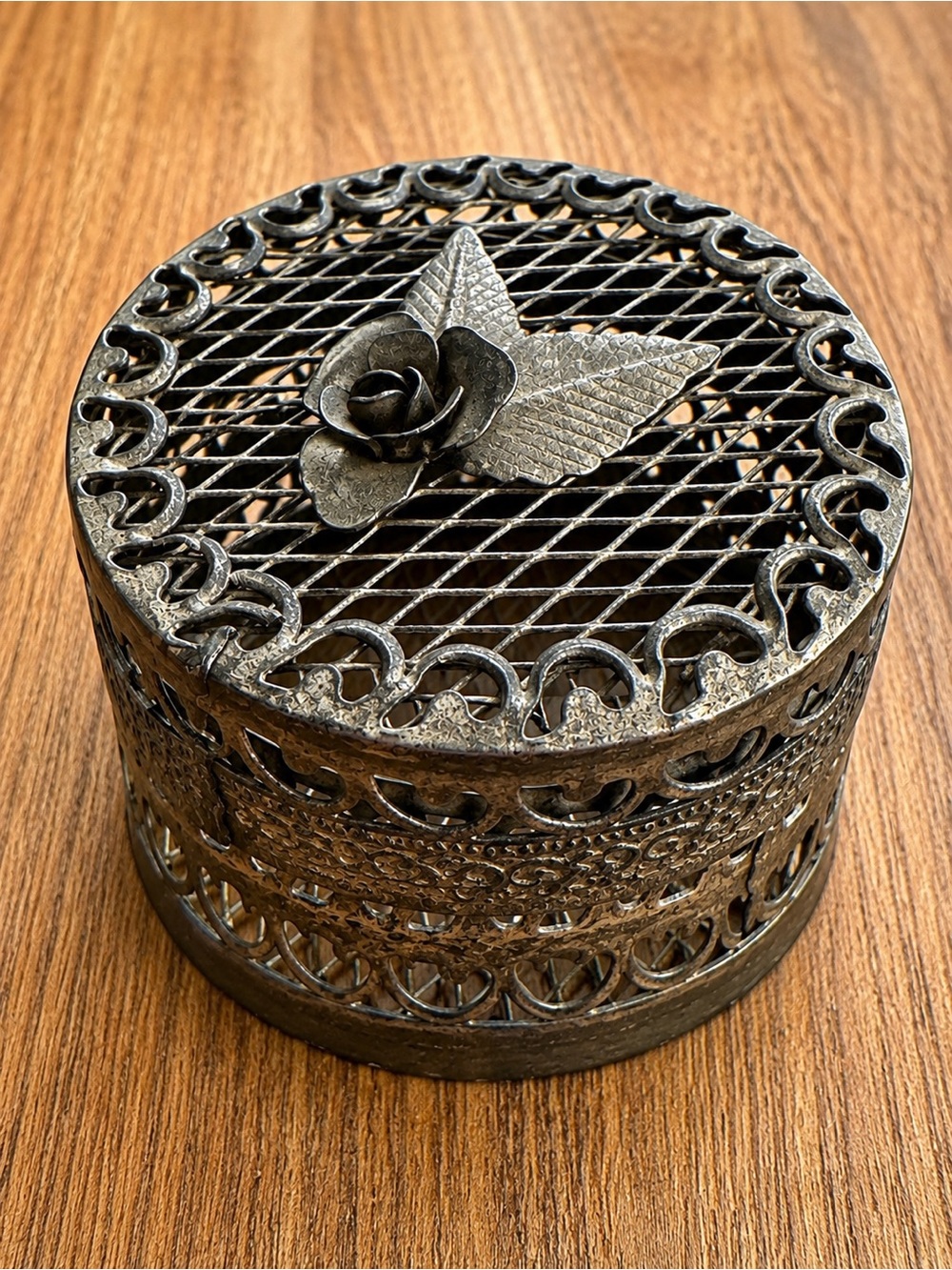 Vintage Silver Plated Round Filigree Trinket Box w/ Rose Lid